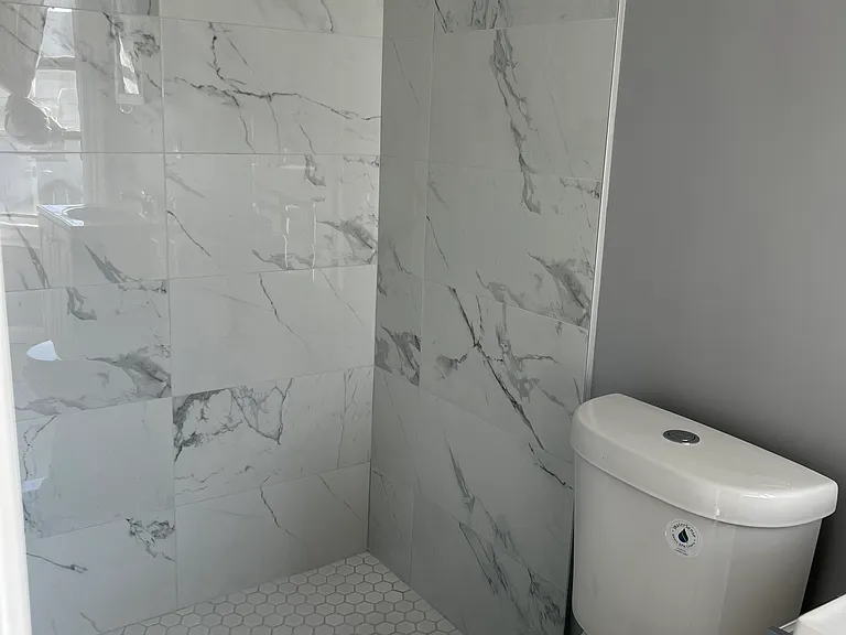 627 College St #1 — Photo 12