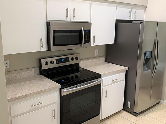 Stainless steel appliances!