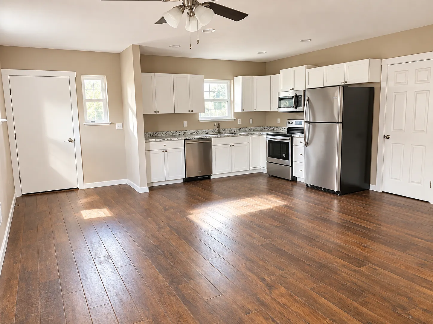 3 bed, 1700 sqft, $2,700 — Photo 2