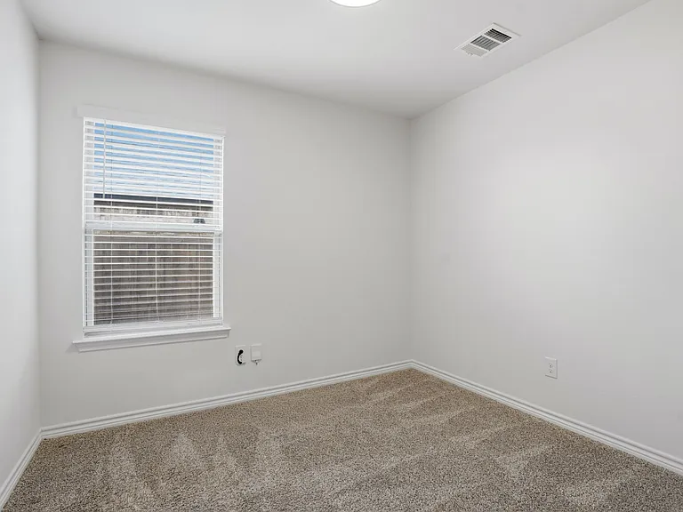 1106 Cowboy Ln — Photo 15