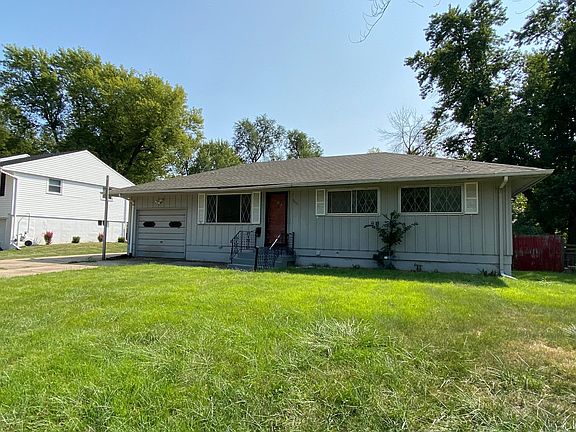 2nd image of 8601 E 91st St