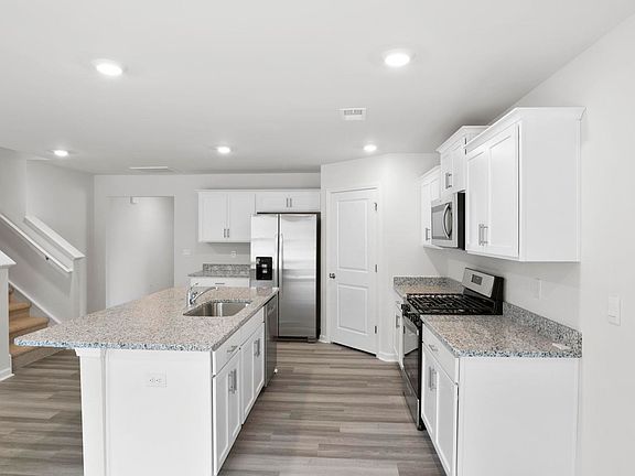 7th image of this home