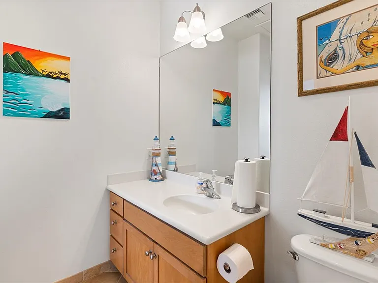 650 Komo Ohia St — Photo 33