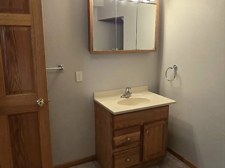 818 Main St #2 — Photo 13