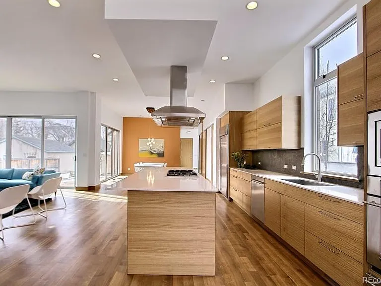 947 S Gilpin St #R — Photo 13