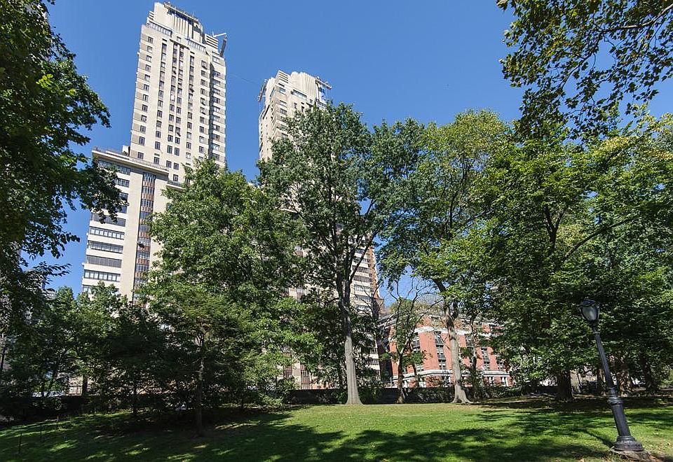 1st image of 25 Central Park W APT 9Z