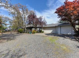 7034 Dry Creek Rd, Rio Linda, CA 95673