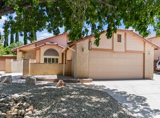 44232 Olympus Dr, Lancaster, CA