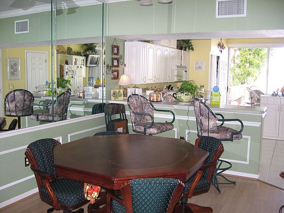 4th image of 2648 Sabal Springs Dr APT 2