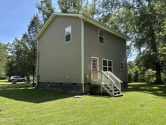 4th image of 361 Woodson Rd