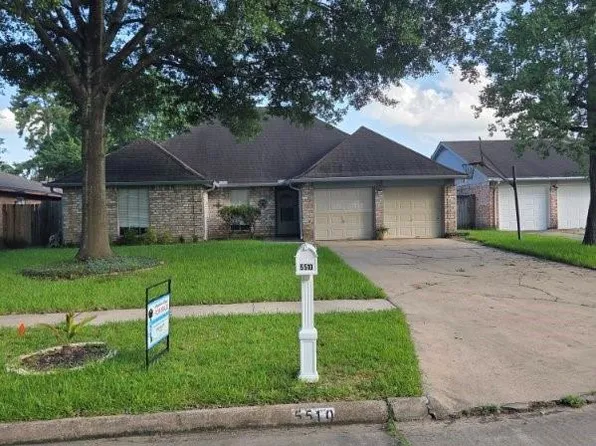 5510 Circlegate Dr, Spring, TX 77373