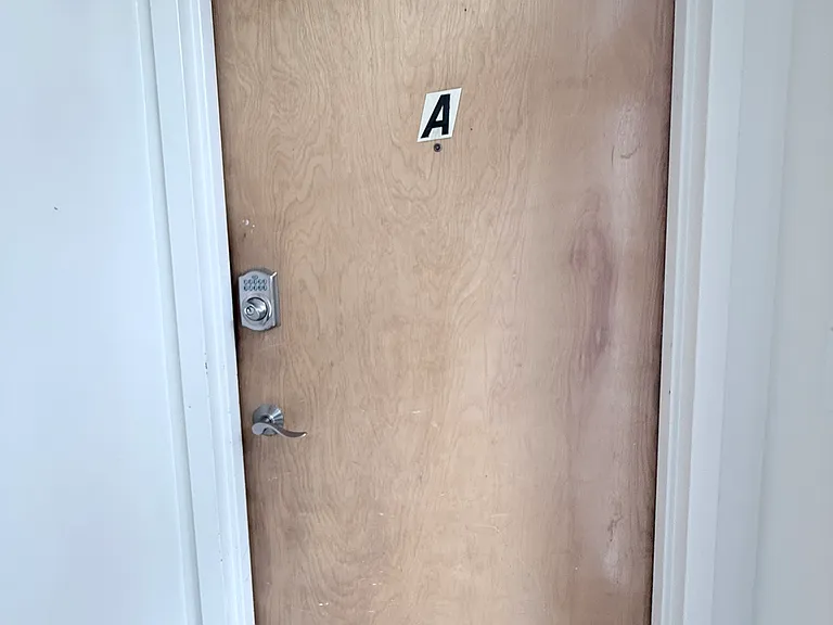 722 Newington Ave #A — Photo 3