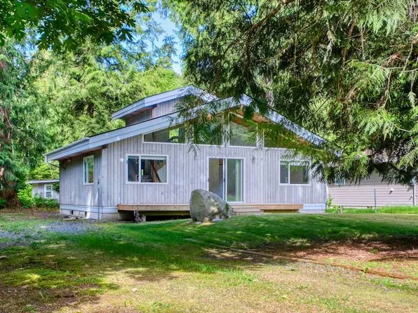 151 Park Dr, Pt Roberts, WA 98281
