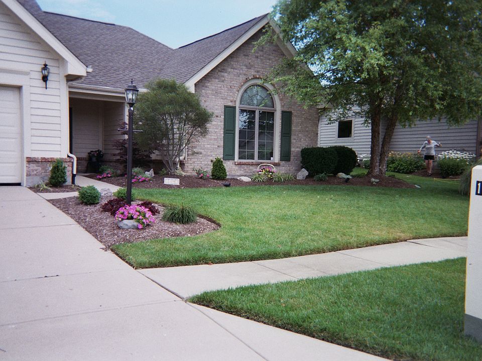 1st image of 19 Aberfield Ln