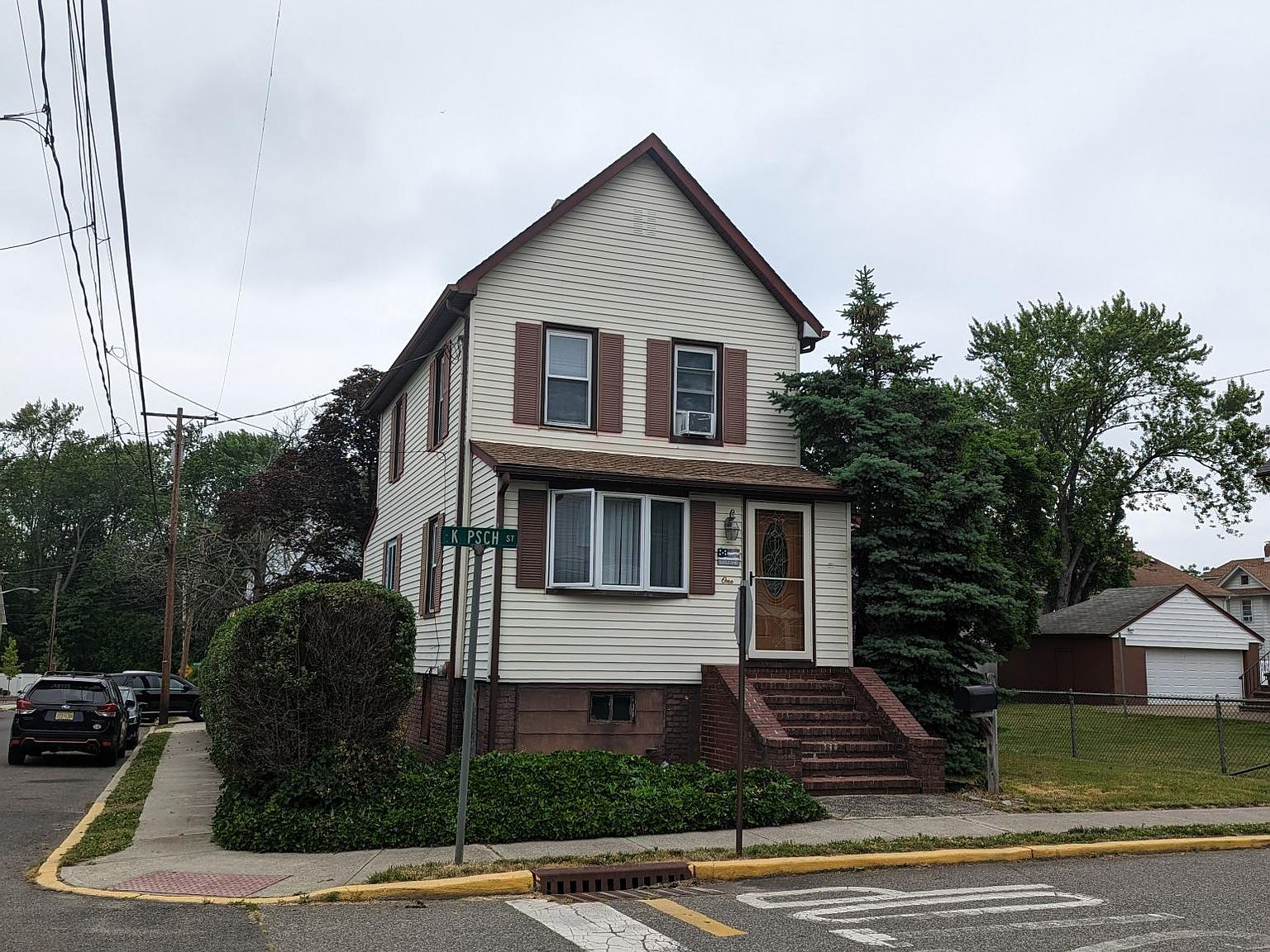 1 E Kupsch St, Sayreville, NJ 08872 Zillow