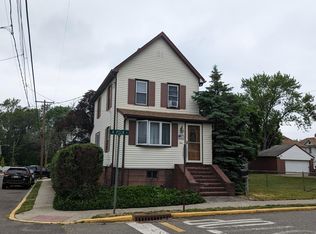 1 E Kupsch St, Sayreville, NJ 08872