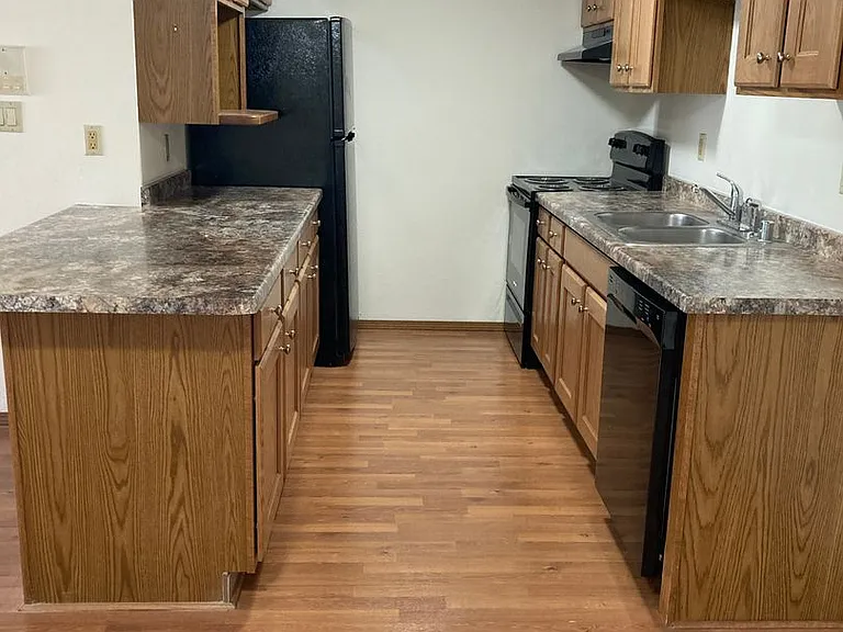 639-645 745 & W Scott 540 #761-44 — Photo 9