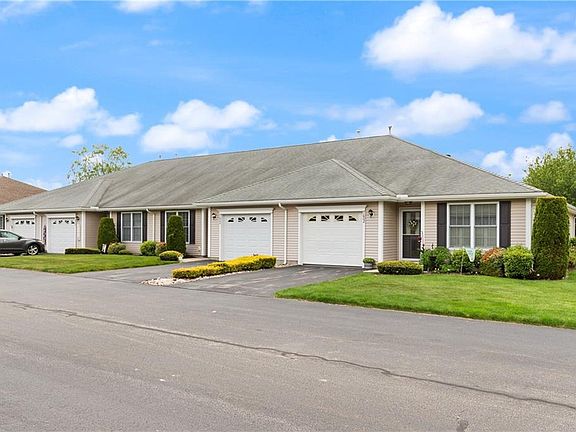 3rd image of 1604 Village Green Cir