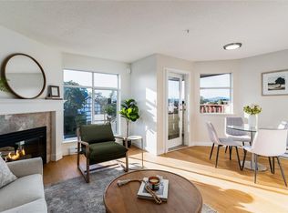 2511 Quadra St #401, Victoria, BC