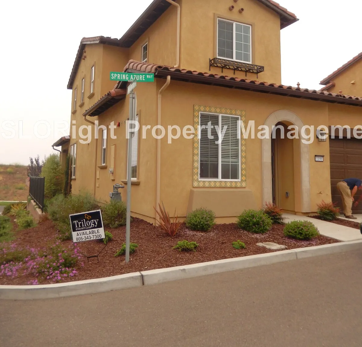 2 bed, 2.5 bath, 1884 sqft, $3,300 — Photo 1