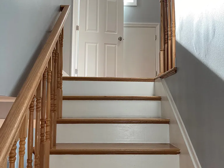 16 Aberdeen Ave #16 — Photo 29