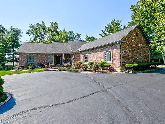 2nd image of 630 Pine Meadow Dr