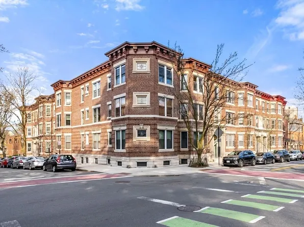 103 Winchester St #1, Brookline, MA 02446