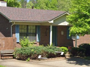 9314 Pirouette Ave, Fairdale, KY