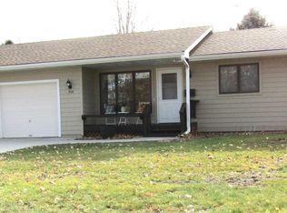 1424 Walnut St, Dawson, MN 56232