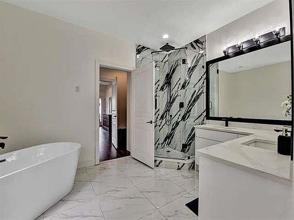 3rd image of 15181 68a Ave