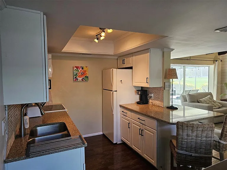 6147 43rd St W — Photo 11