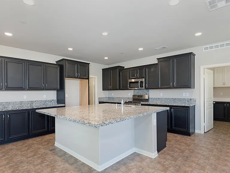 35186 Ladybug Ln — Photo 9