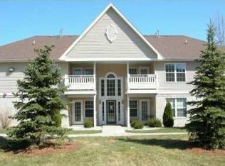 4440 Cricket Ridge Dr APT 102, Holt, MI 48842