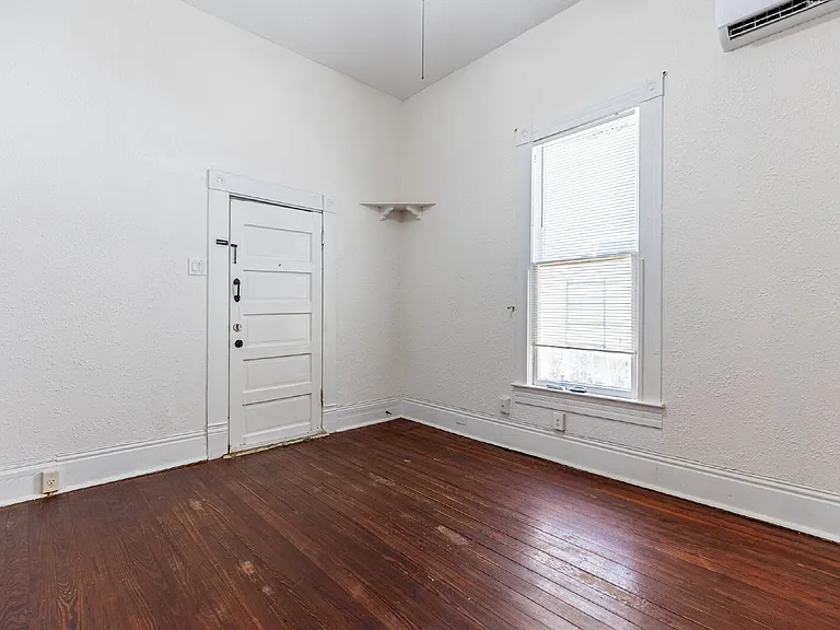 426 W Woodlawn Ave #1 — Photo 6