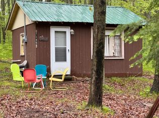1145 James St, Harrison, MI 48625
