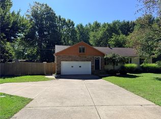 7996 Plains Rd, Mentor, OH 44060