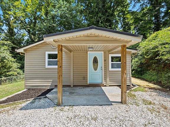 4th image of 129 Moore Ln
