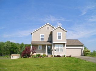 6853 Peninsula Ct NE, Rockford, MI