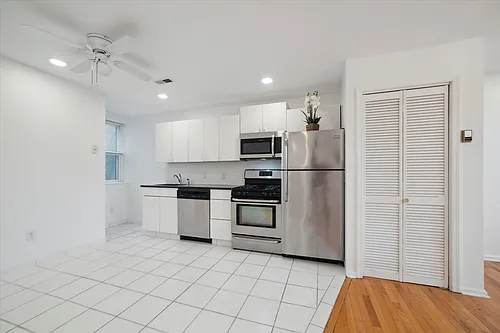 912 Snyder Ave #2 Photo 1