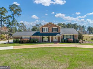 2406 W Doublegate Dr, Albany, GA 31721