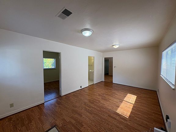 3rd image of 570 Granite Ave
