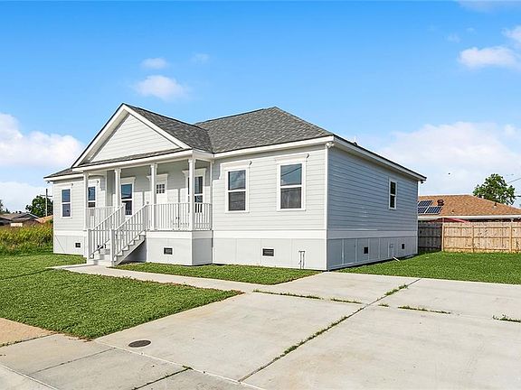 2nd image of 4924 Rosalia Dr