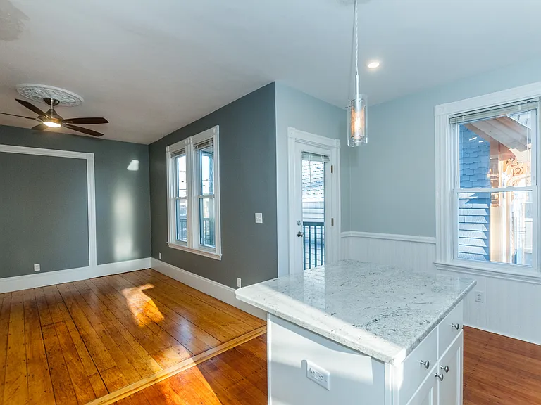 131 Paul Gore St #3 — Photo 2