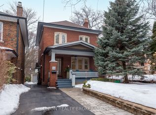 10 Hollywood Cres, Toronto, ON M4L2K5