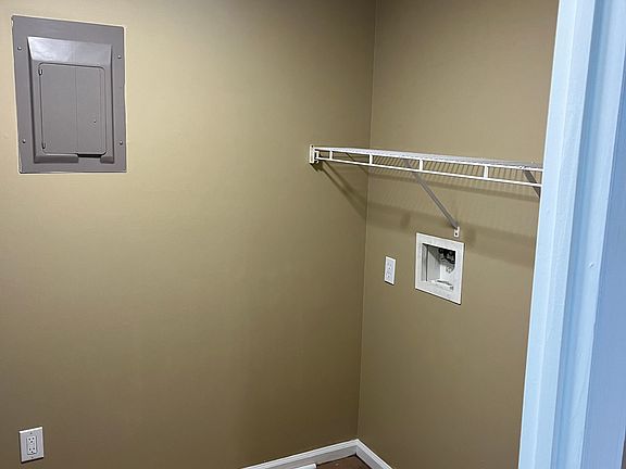 4th image of 1021 Brandy Ln #6