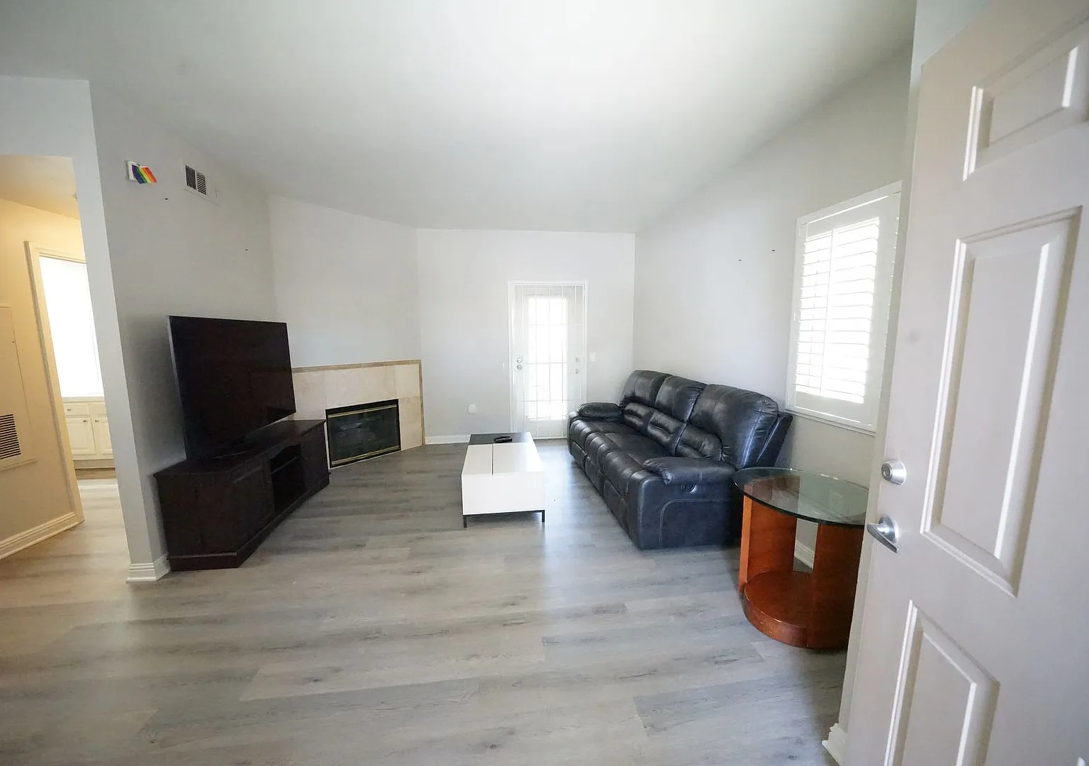 No Showings Until 7/18/2024 — Photo 4