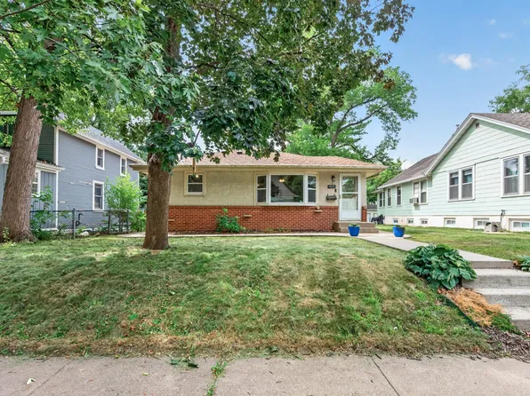 4026 6th St NE, Columbia Heights, MN 55421