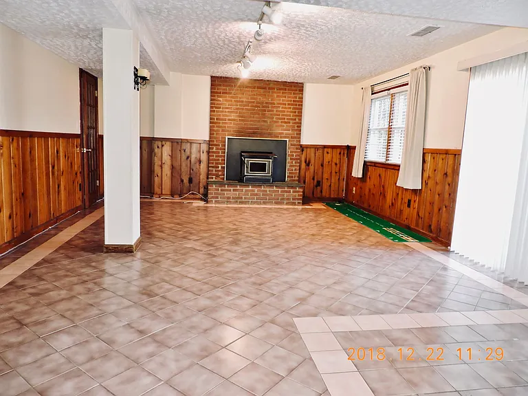 7018 Westbury Rd — Photo 12
