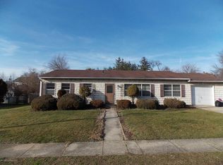 17 Spray Blvd, Neptune, NJ 07753