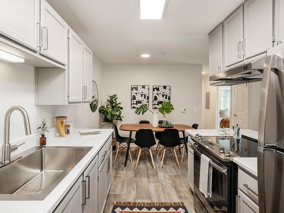 Canyon Creek Apartment Rentals Wilsonville, OR Zillow